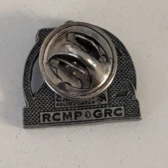 RCMP Lapel Pin - Picture 2 of 3